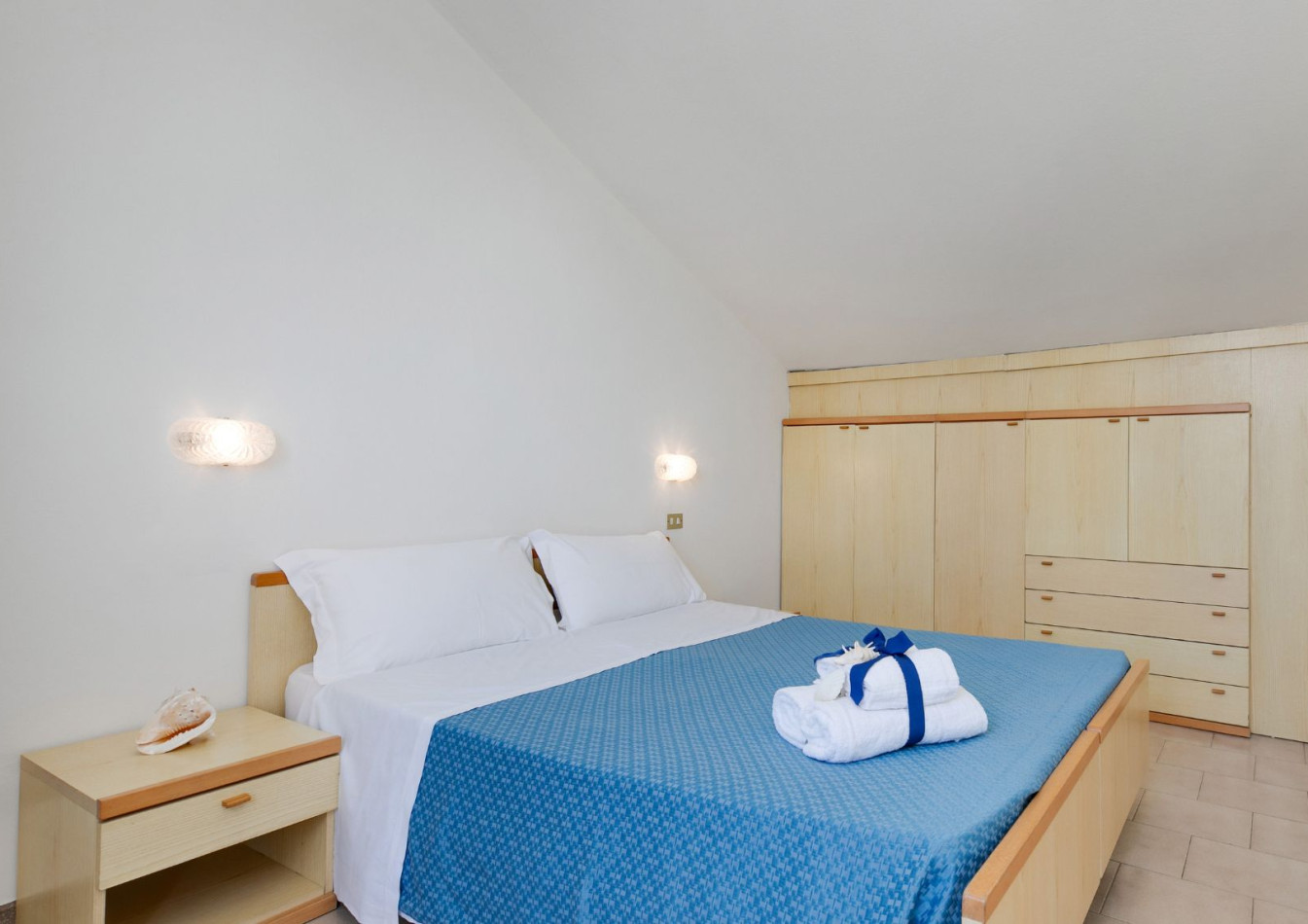 media.camere-attico-01