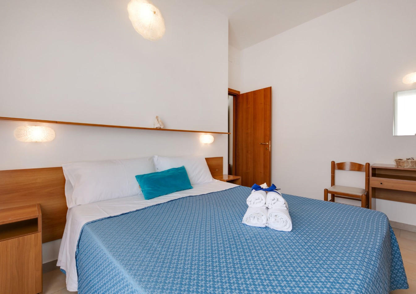 media.camere-comunicanti-numi5