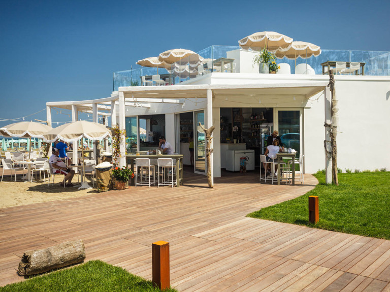 media.Gallery_Spiaggia_2Hotel_Numi_Rimini